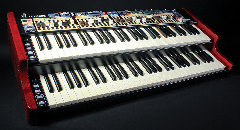 Nord C2D