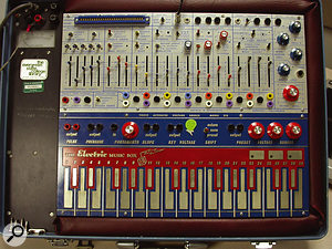 1972's Music Easel. 1972's Music Easel.
