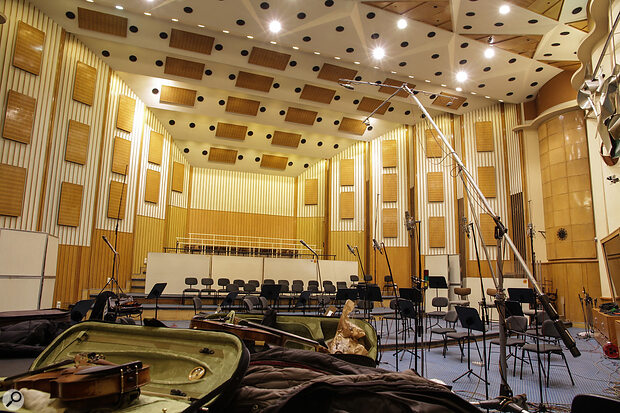 Modern Scoring Strings (MSS) features a 60‑piece string orchestra comprising first and second violins, violas, cellos and double basses and three solo instruments, all recorded from multiple mic positions in a large scoring stage.