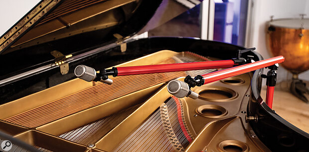 Other than the Big Tree, all Base 4 stands are available in a range of colours at additional cost.