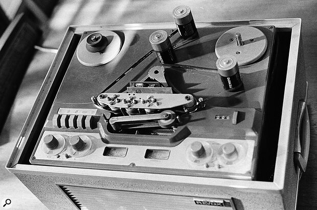 Basinski used D‑cell batteries to tension the loops on his Revox G36 tape recorder.
