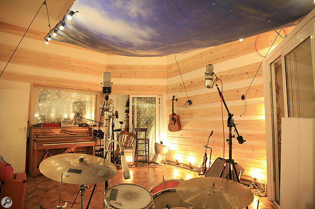 Many of the album tracks began life as improvisations in the live room in Brett Shaw’s 123 Studios.