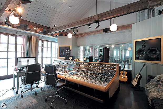 The instrumental backing tracks were recorded on the Neve console at Benny Andersson’s Riksmixningsverket or RMV Studios, just down the road from Mono Music.