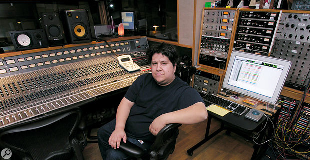 Secrets Of The Mix Engineers: Robert Carranza