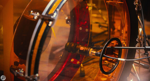 Lauten Audio Kick Mic