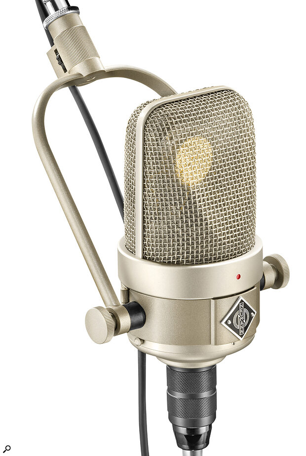 Neumann M49V