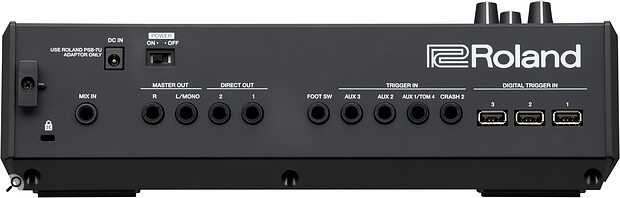 At the back of the V51 module we find quarter‑inch sockets for mix in, main outputs and two direct outputs, a footswitch input and four analogue trigger ins. Alongside these sit three USB‑A ports for the digital trigger inputs.