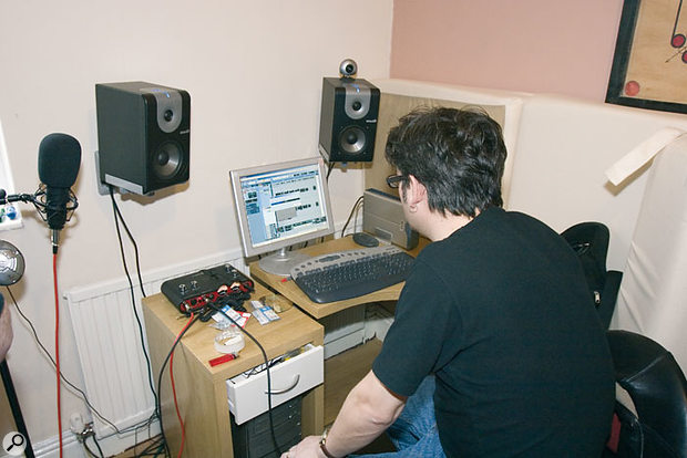 Studio SOS