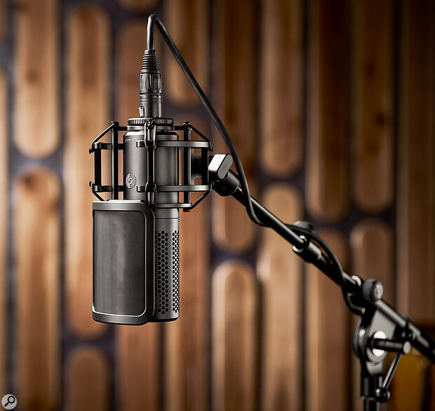 The 44MP, 40C and 32C Studio Kit include an effective shockmount and magnetically attached pop shield.