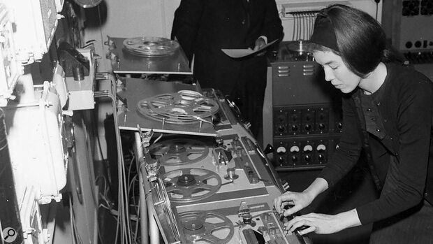 Delia Derbyshire edits a tape in Room 12, BBC Maida Vale Studios (1965).