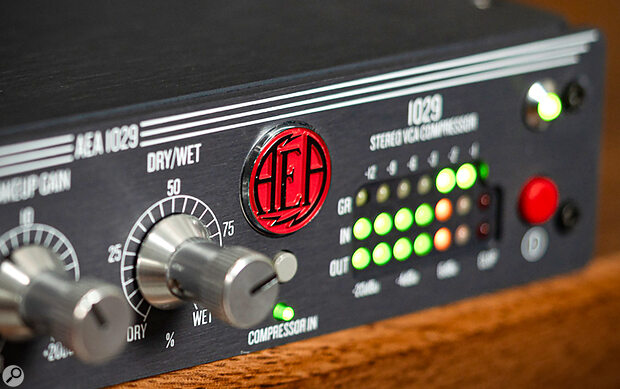 The dry/wet mix control makes parallel compression easy — and with the superb transient control of this compressor, it can be really effective.