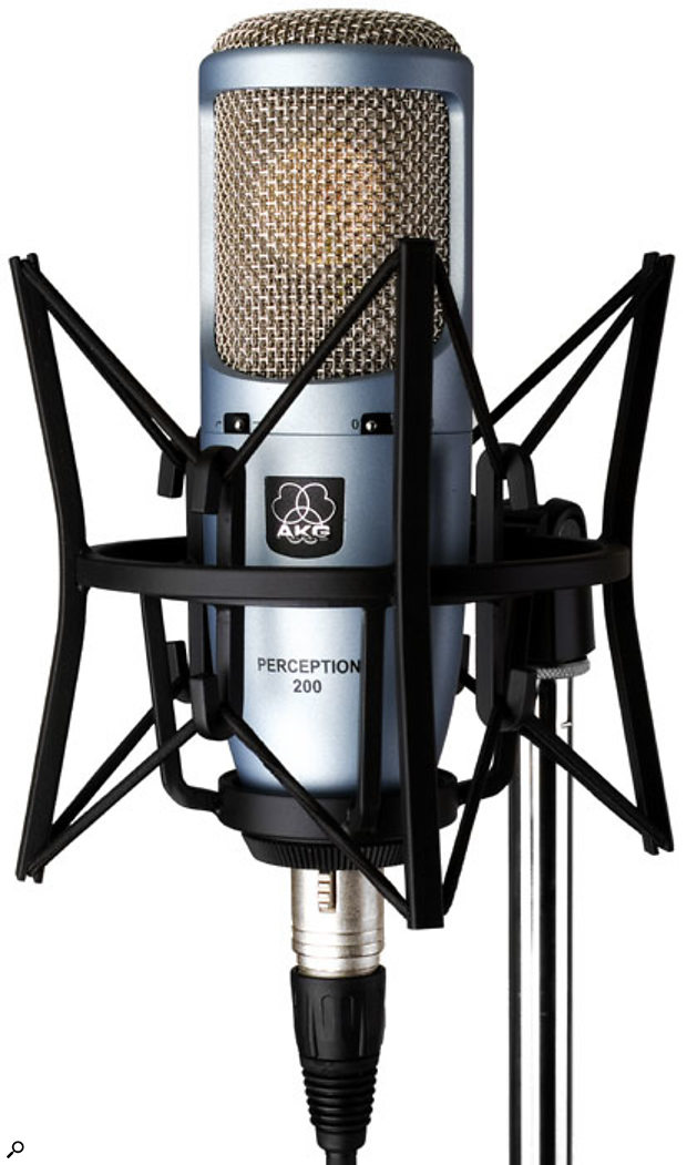 AKG Perception 200