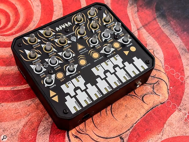 Animal Factory Amps Asura compact wavetable synthesizer