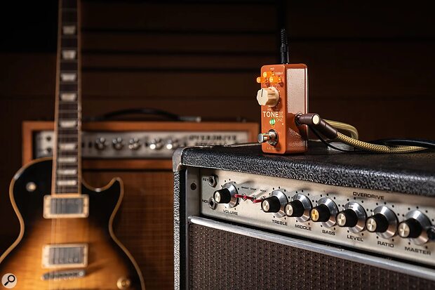 IK Multimedia TONEX ONE Double Special Dumble combo guitar amp emulation