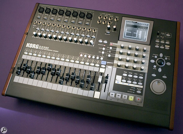 Korg D3200