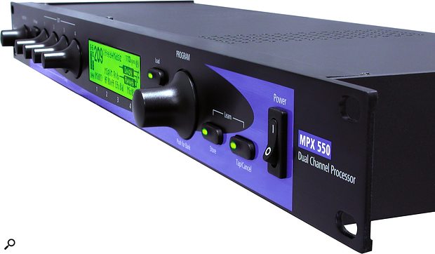 Lexicon MPX550 dual effects processor (angled view).