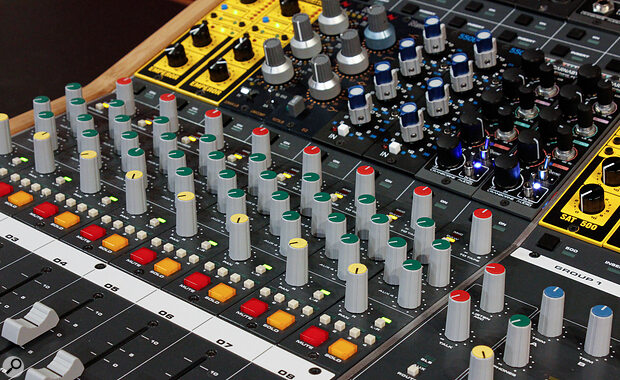 Each input channel has four aux sends, each of which can be switched, globally, to send the pre‑ or post‑fader signal.