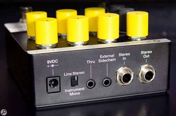 As well as the main mono/stereo I/O, there are also mini‑jacks for an external side‑chain input, and to pass the input/side‑chain signal on to another device.