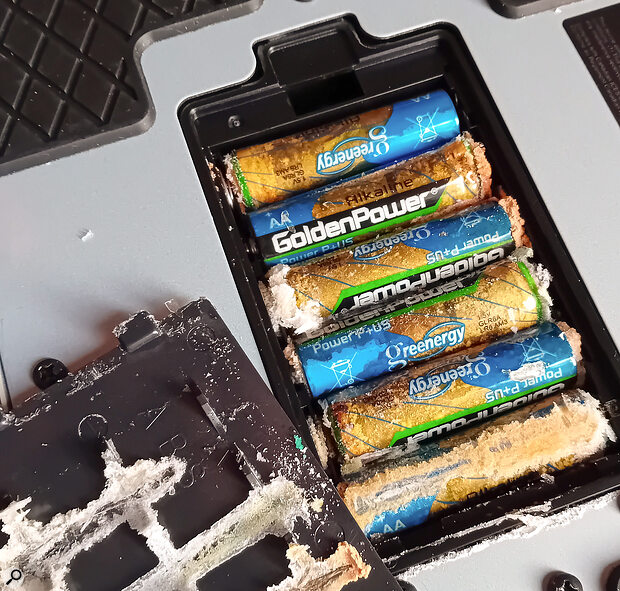 A bad case of ‘the crusties’ on a delay pedal that doesn’t see enough use!