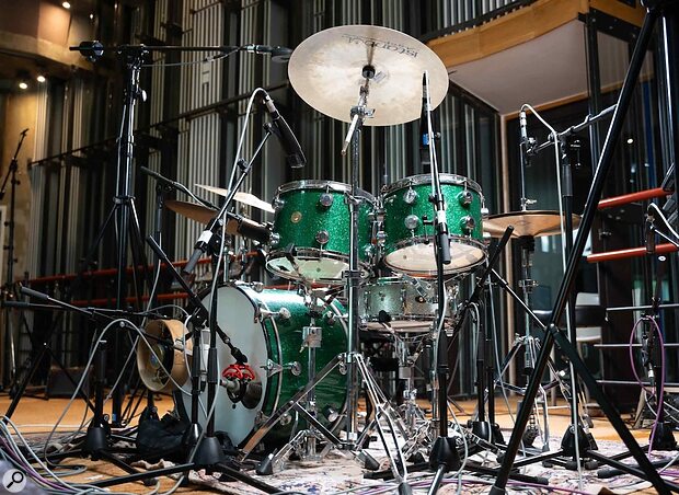 Toontrack Real to Reel SDX Real World Studios Studer A820 analogue tape machine drum sample library expansion pack