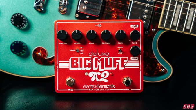 Electro-Harmonix Deluxe Big Muff Pi 2 guitar dual-op-amp fuzz pedal