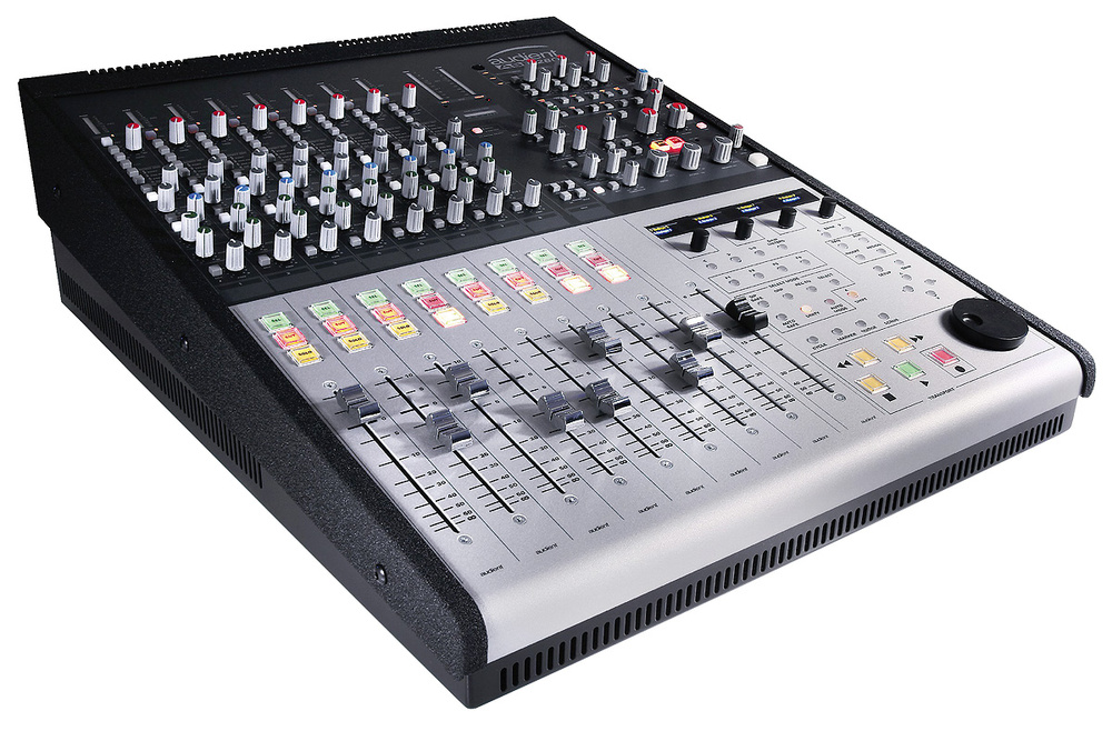 16 channel daw controller