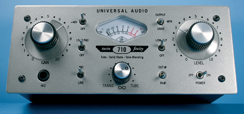 Universal Audio Twin-finity 710 Universal Audio Twin-finity 710