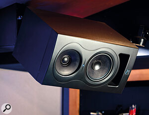 The Kali’s dual‑concentric mid/high driver allows the speakers to be mounted horizontally without adversely affecting their dispersion pattern.