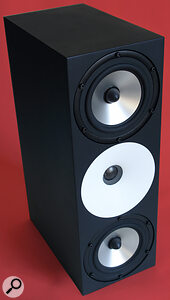 The MTM or D’Appolito format speaker places two woofers symmetrically either side of the tweeter.