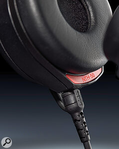 As on Rode’s earlier NTH‑100, the cable can be plugged into either earcup, so you never need have it trailing across your lap again!