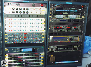 The insert and effects racks (left and right, respectively).