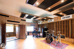 The main live area houses the studio’s Yamaha grand piano, with plenty of space available for other instruments too!