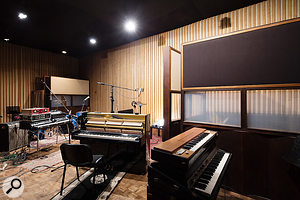 Like that of Studio A, the Studio B live room features variable acoustics.