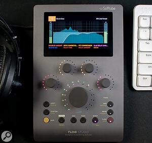 The Flow Studio measures 144 x 217 x 42mm and weighs 660g.