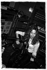 Sheryl Crow lays down some bass lines for The Globe Sessions.