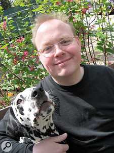 Uwe Lietzow, founder and head of Mixosaurus, with his dog Heidi!