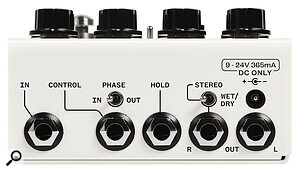 You have the choice of fully mono operation and not only a stereo output, but separate wet and dry mono outputs.