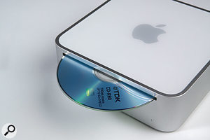 The Mac Mini's slot-loading Combo drive offers DVD reading and CD-R and RW reading and writing functions.