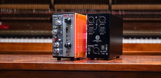 AEA RPQ503 Snaqbox ribbon mic preamp two-slot 500-series chassis