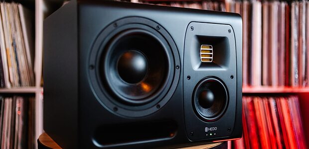 HEDD Audio Type 20 A-Core analogue three-way active studio monitor