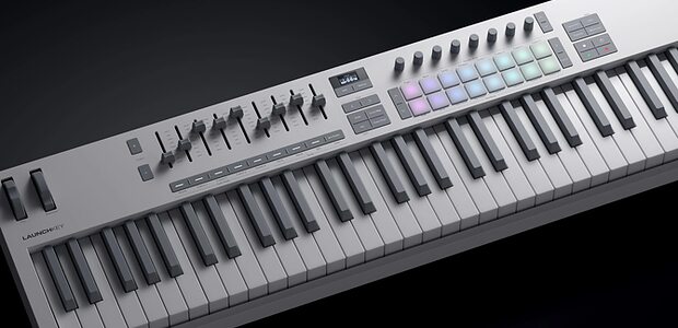 Novation Launchkey 61 MK4 White MIDI controller keyboard