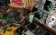 Modular system with loads of messy cables and modules!