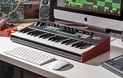 IK Multimedia Uno Synth Pro