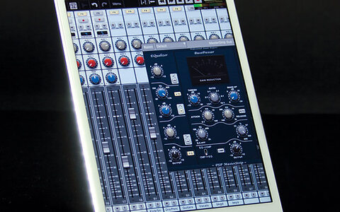 A studio in the palm of your hand. For music and audio apps, the iPad Mini offers roughly the same performances as the third-generation iPad, but in a lighter, more slender and cheaper package. A studio in the palm of your hand. For music and audio apps, the iPad Mini offers roughly the same performances as the third-generation iPad, but in a lighter, more slender and cheaper package.
