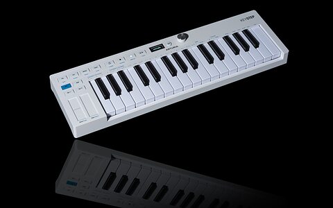 Arturia KeyStep Mk2 compact MIDI controller keyboard