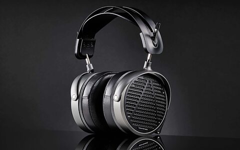 Audeze MM-520 Manny Marroquin Signature Series studio headphones SLAM technolgy