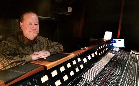 Joining Team SOS is industry-veteran Dan Brown, shown here in EastWest recording studio control room. Joining Team SOS is industry-veteran Dan Brown, shown here in EastWest recording studio control room.