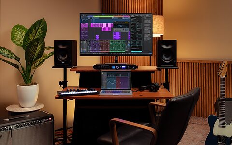 Fender Studio Pro 8.1 AI Studio Assistant DAW update
