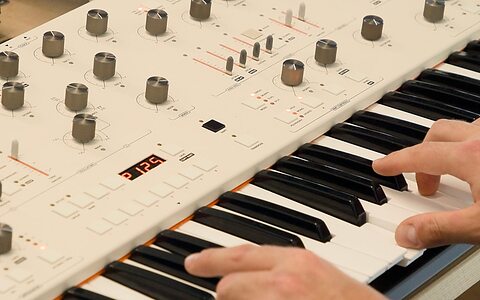 Frap Tools Magnolia analogue FM polysynth firmware update