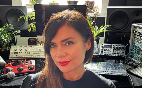 Kerrie - Techno DJ & Producer 